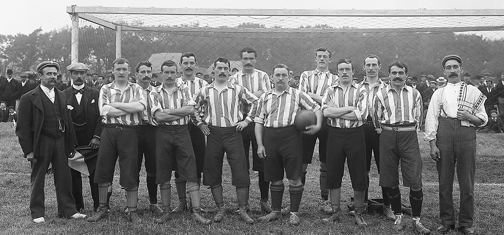 Cowes 1898 Football Team